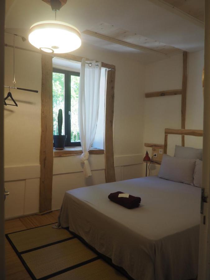 Moulin Bas, Pres De La Riviere Bed and Breakfast Carnac-Rouffiac Εξωτερικό φωτογραφία